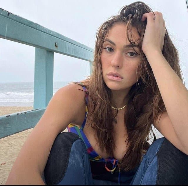 Click to view full size you-definitely-dont-deserve-to-see-goddess-ana-sofia-fehn-v0-1zh7gczatnkd1