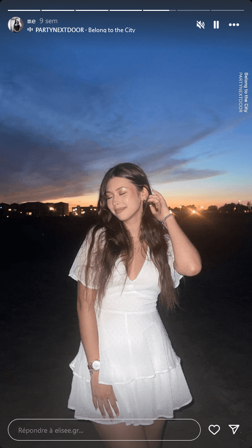 Click to view full size Elise, une amie à moi, une vraie petite salope