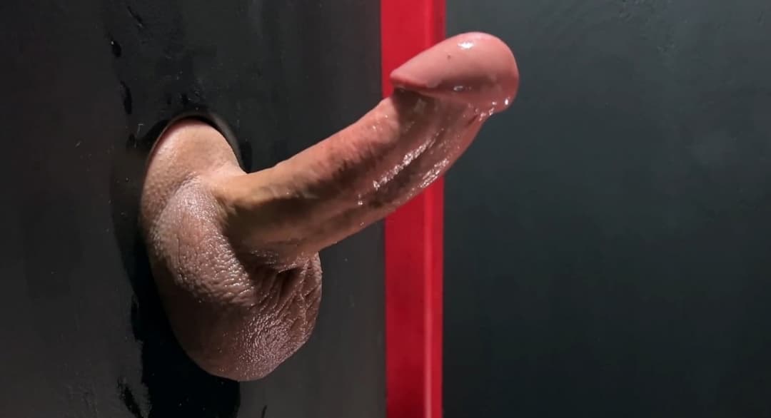 [kik] shsjebbd fuck my gf with a thick cock like this make her work her fit body for a big load