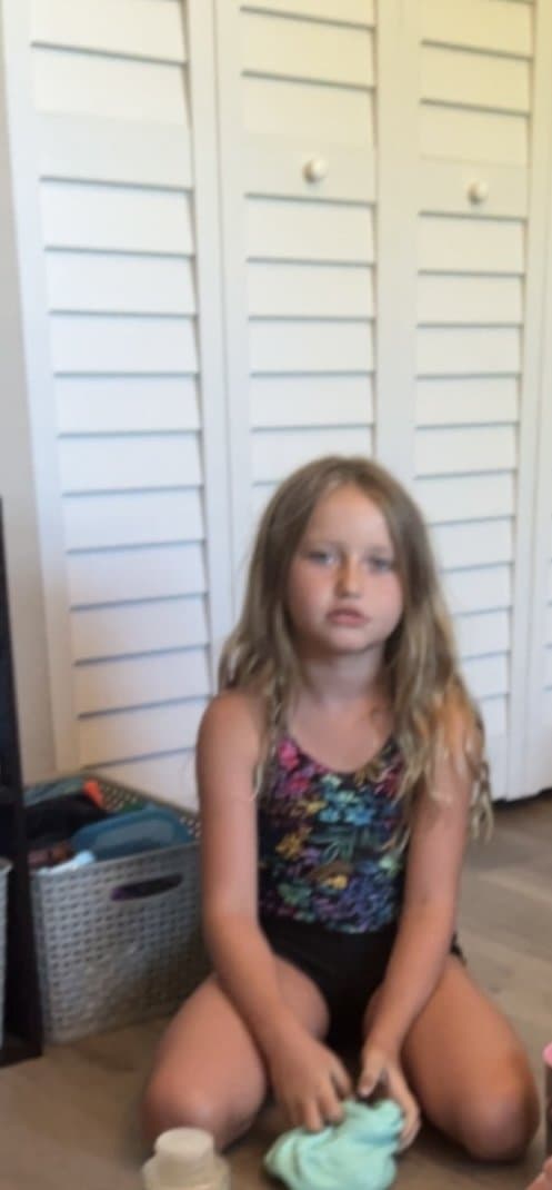 Send me any pictures you want me to print and cum on I’ll do anyone any age here are some examples