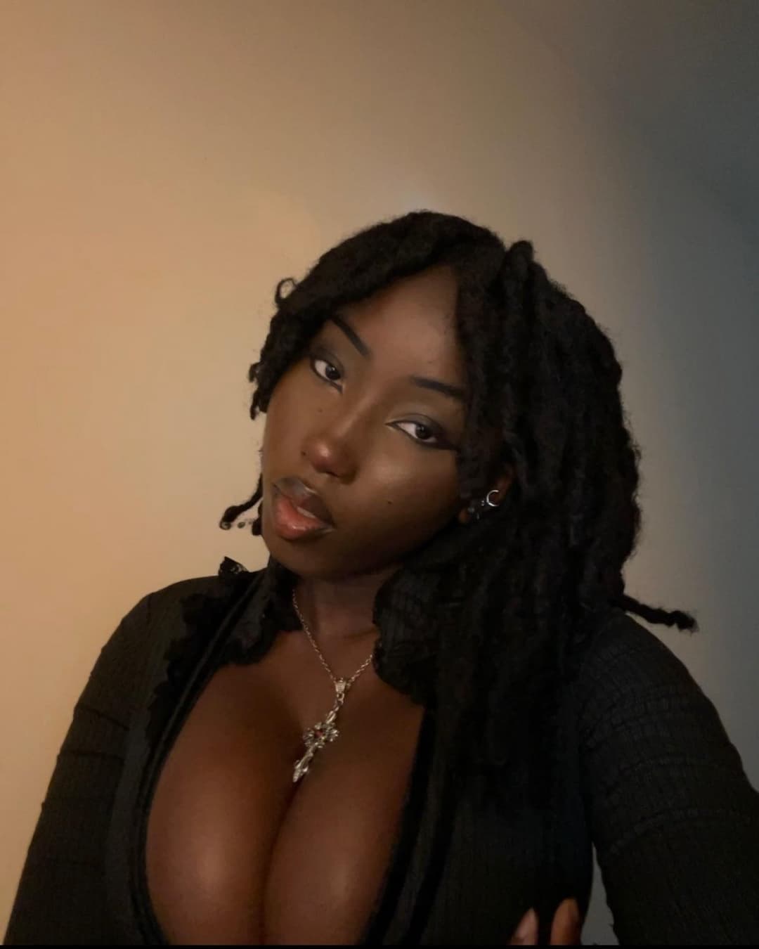 Perfect dark knockers for cum-glazing