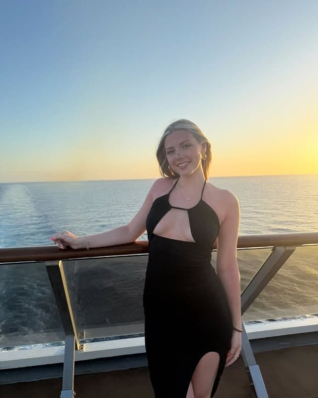 Sexy busty blonde teen Ashley