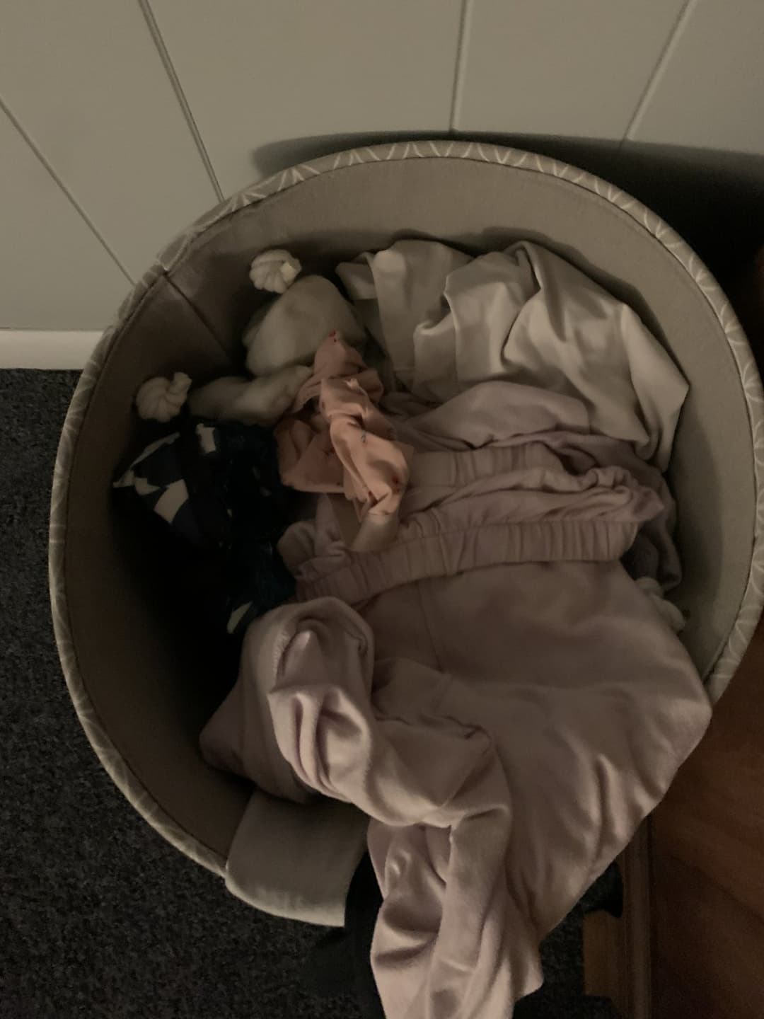 Raiding moms dirty laundry for panties to cum in again