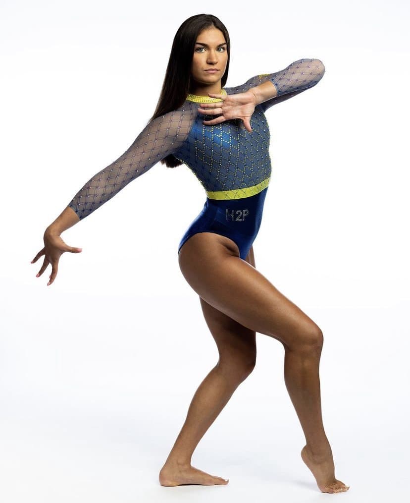 Kailey Gillings Pitt gymnast