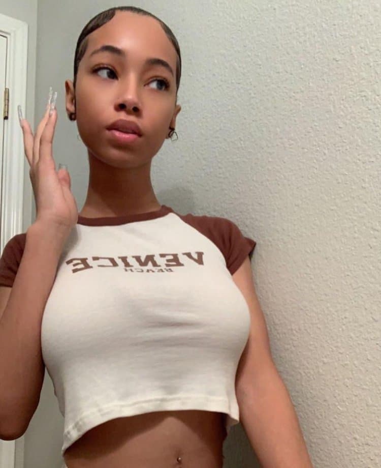 1000 followers special of alayjhass_planet