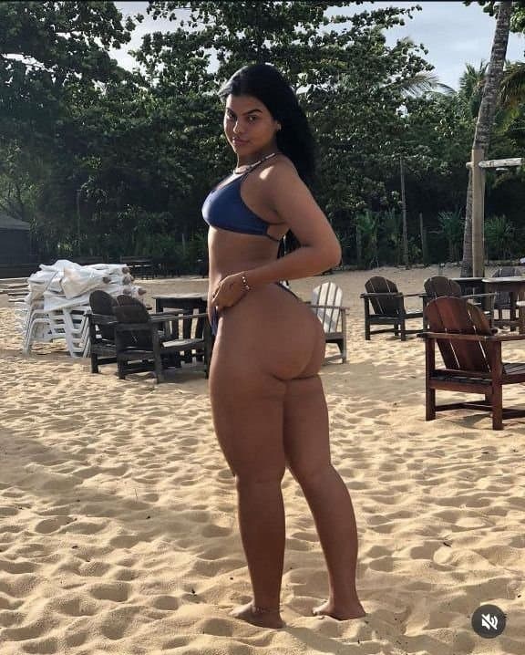 Sou apaixonado nessa bunda ? bunda mais linda de Porto seguro, se tiver outra manda na dm