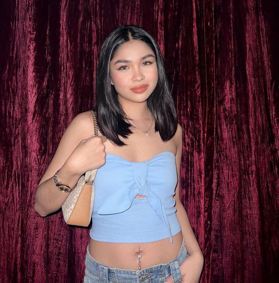 Hot Asian Pinay Couple