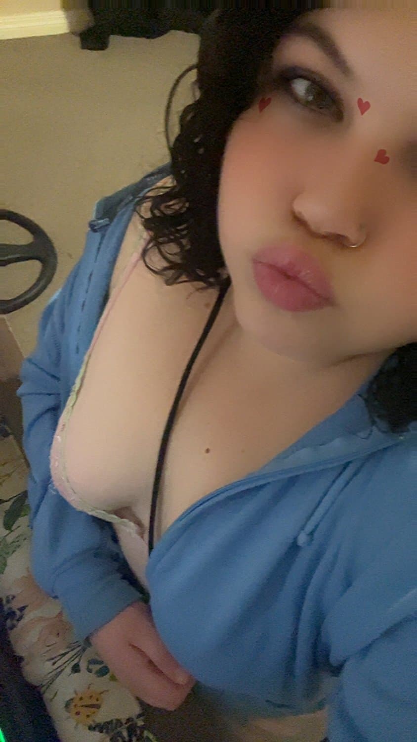 richelle gaming slut