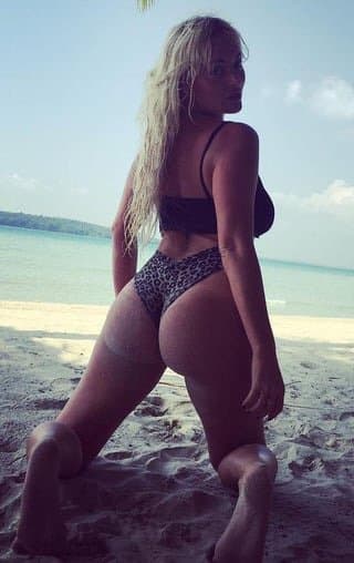 Romanian celeb Delia Matache