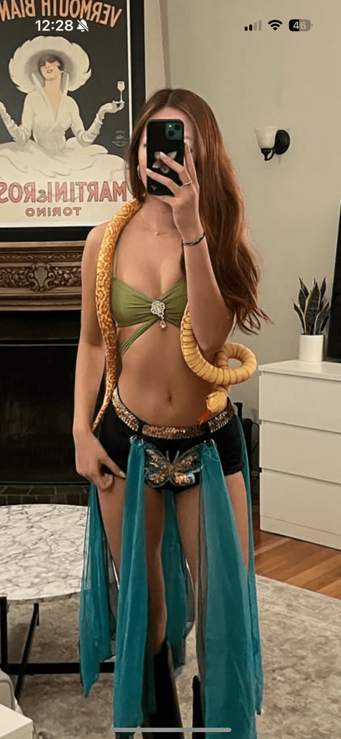 Obedient petite Asian duck meat is ready for anything