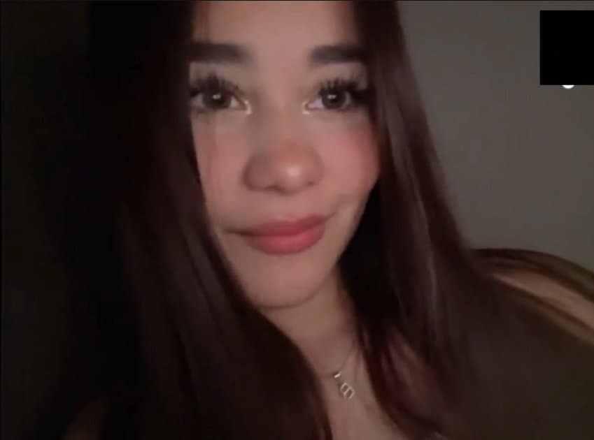Anonymous sends his ex girlfriend sucking cock, getting fucked and doing a ahegao face AI