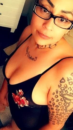 REAL MILF MOM SECRET lESBIAN WiTH HER BEST FRIEND SCISSOR FUCK EACH OTHER