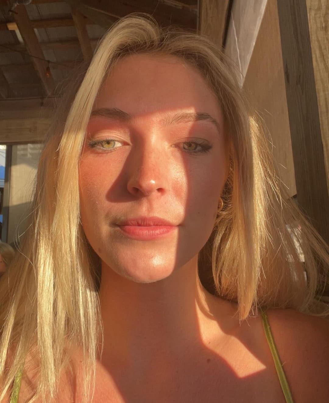 Stunning blonde bodybuilder with a tight, fit, and sexy body