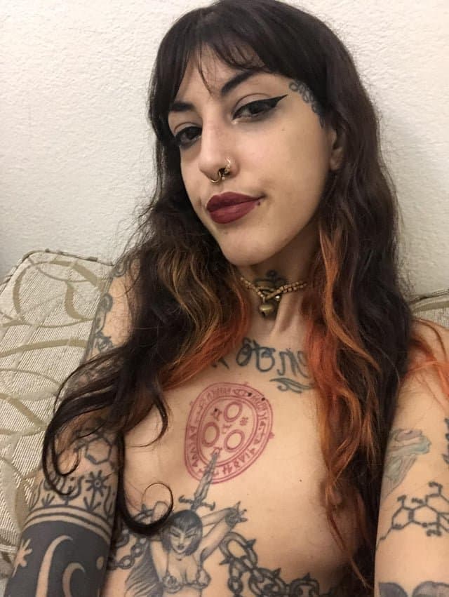 Petite latina metalhead