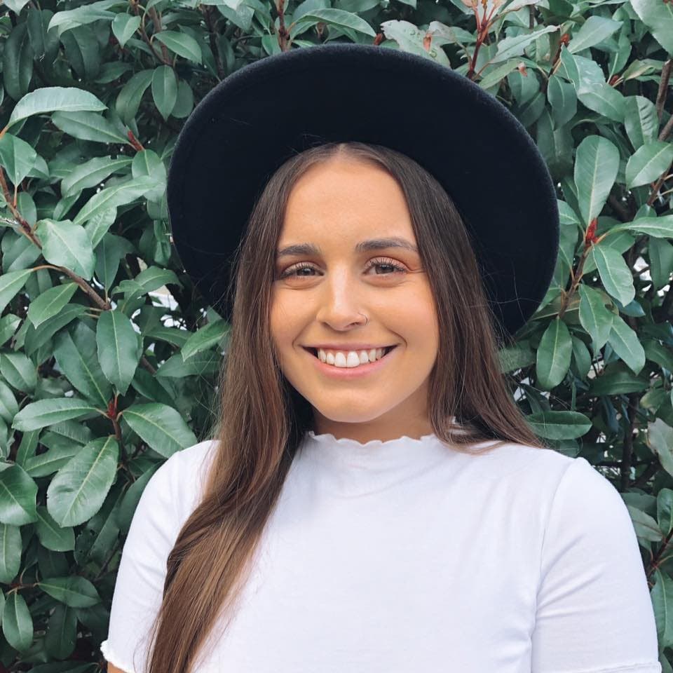 Beautiful Amy Morris Needs Cock and Cum Inside Her Holes