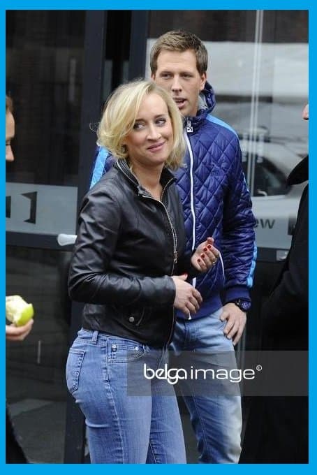 Dutch Milf Celeb Wank Bank June 2023