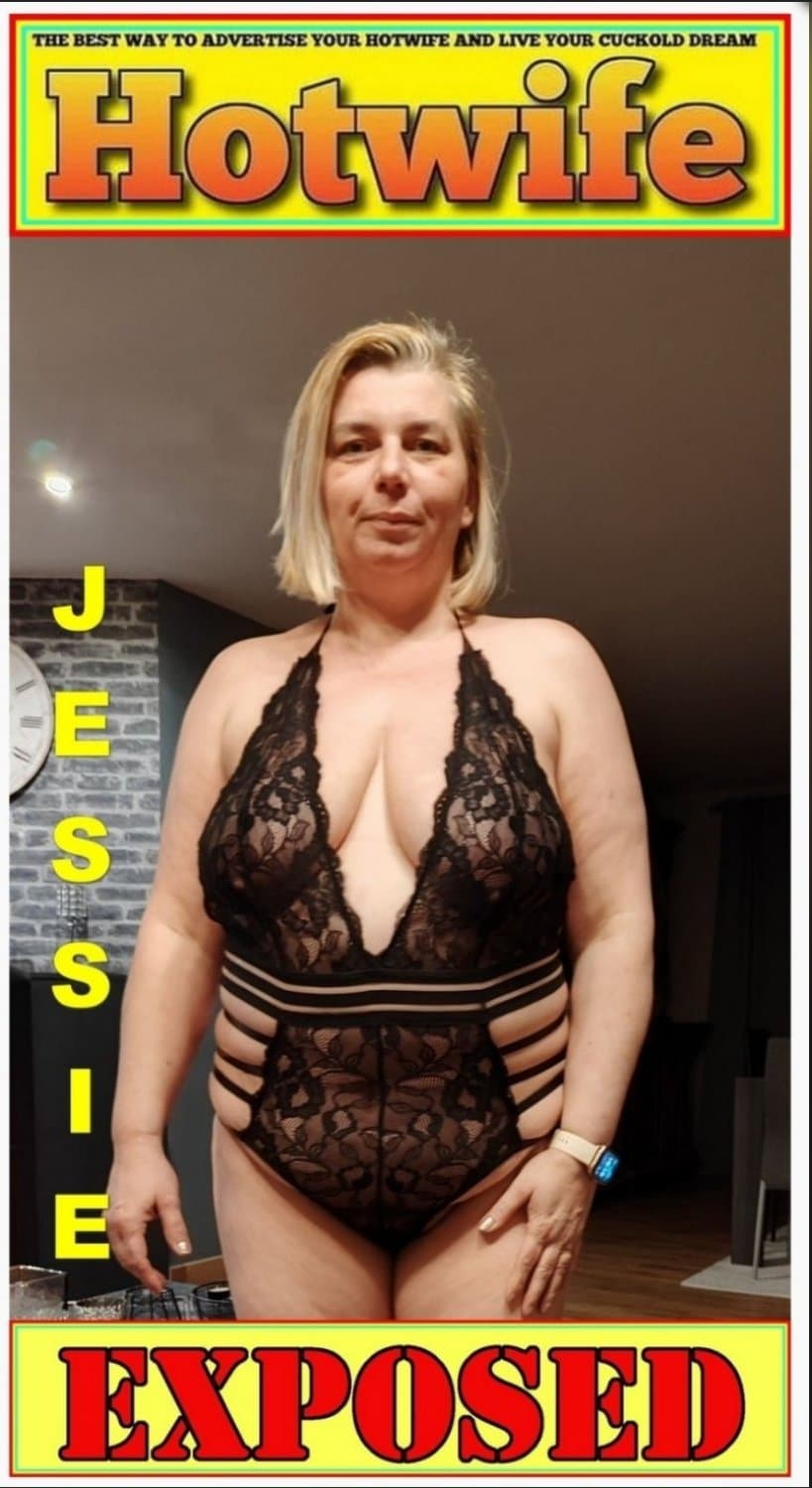 Click to view full size Belgium cumwhore Jessie from Limburg. Submissive willing all holes bare cumdump.