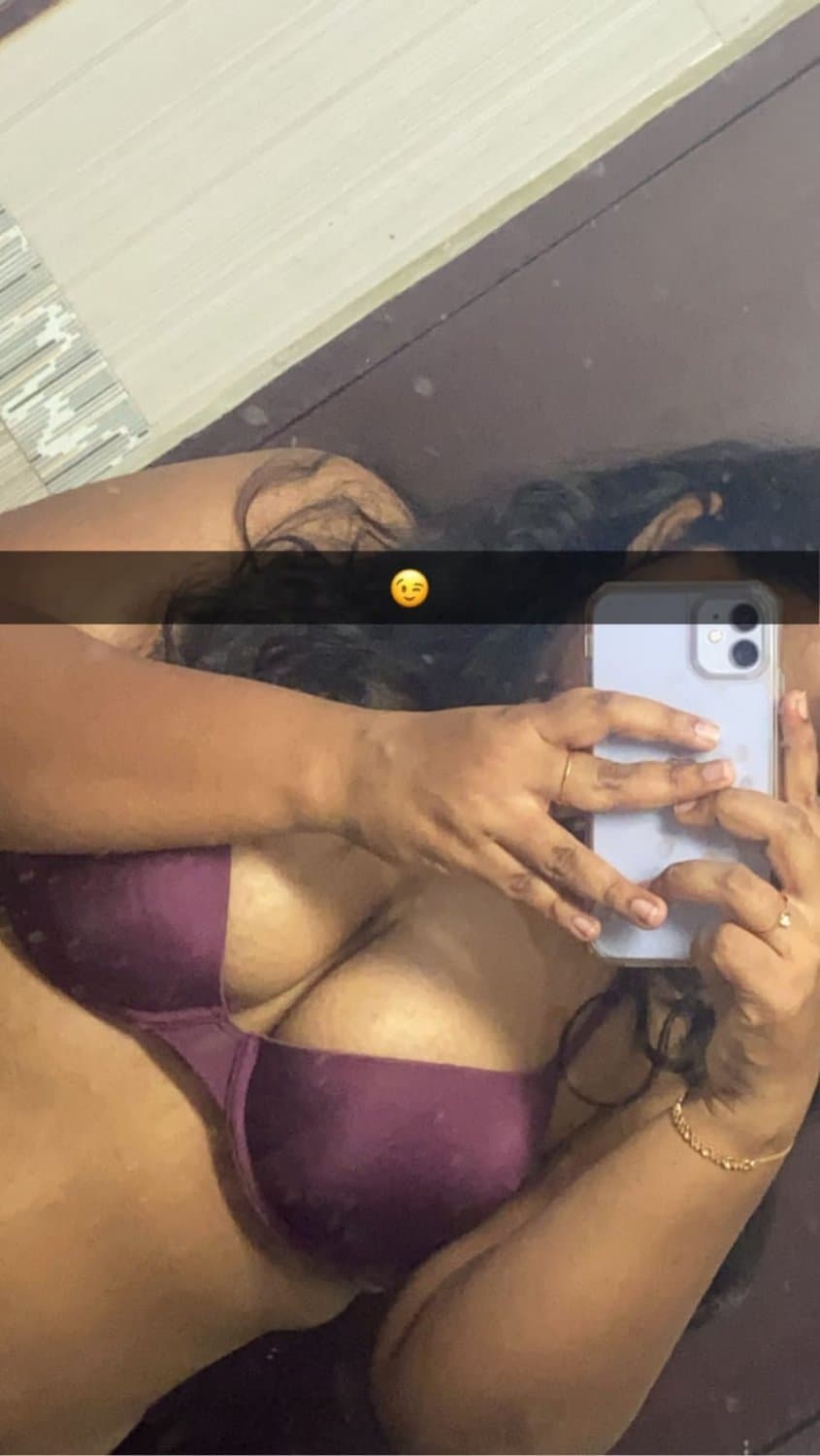 Click to view full size Tamil girl