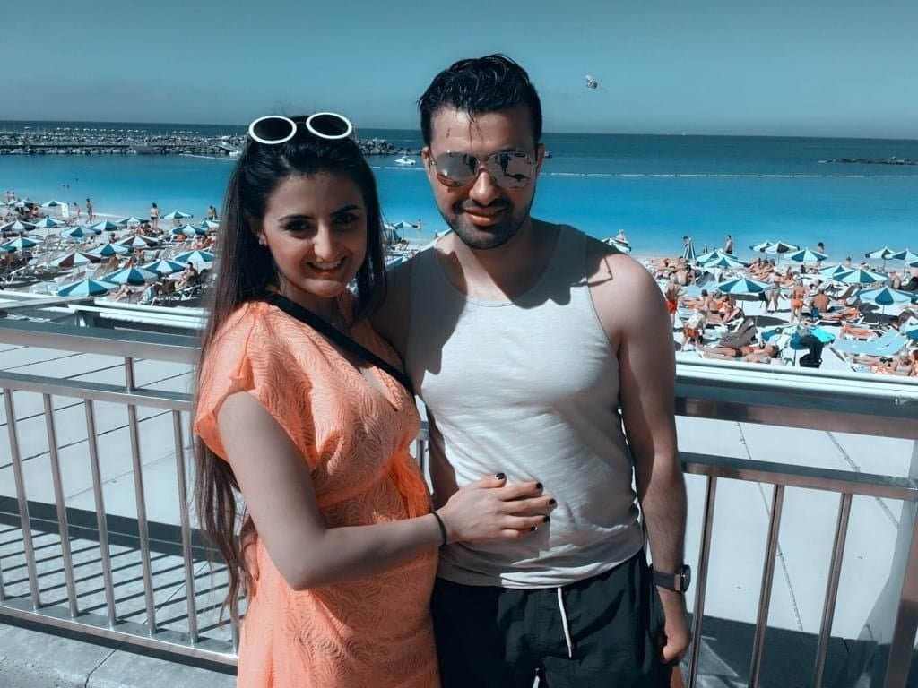 Hijabi Muslim Pakistani Wife Nudes Leaked by Husband