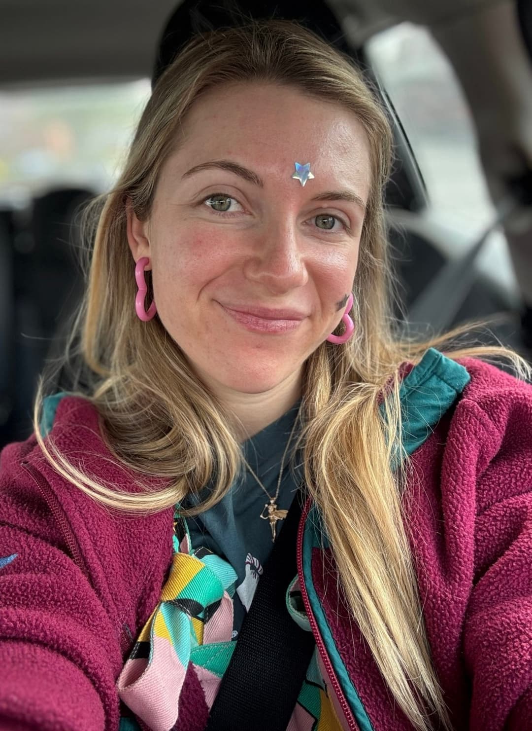 Wanna see me play with my tits Honey