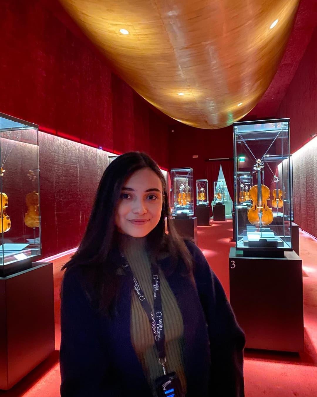 Beautiful half Italian Honduras latina gets BBC spit roast. AI beautiful face made for BBC. Cumdump