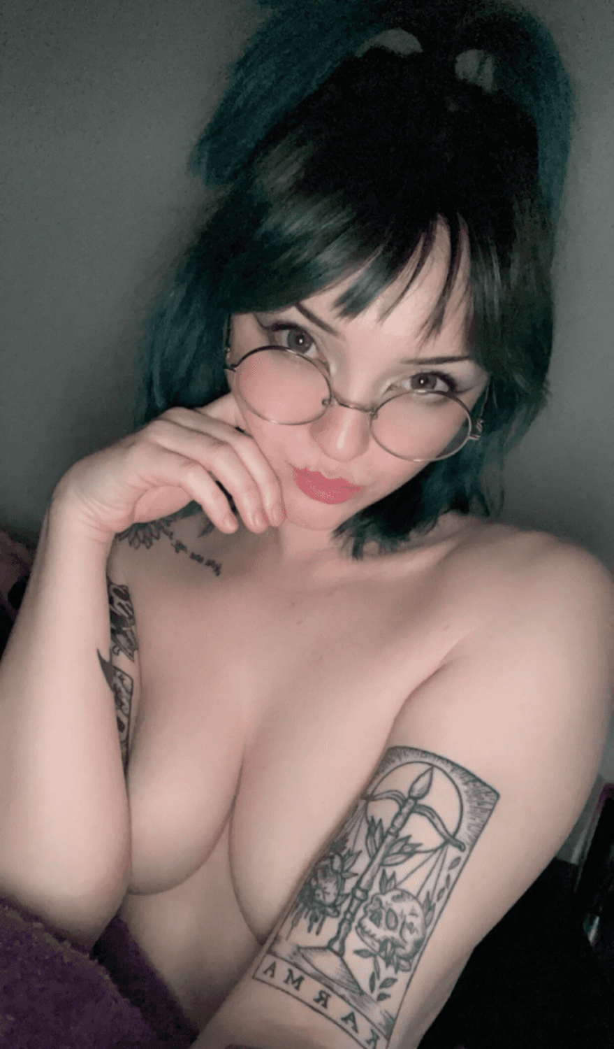 Rose 24, has requested to be uploaded