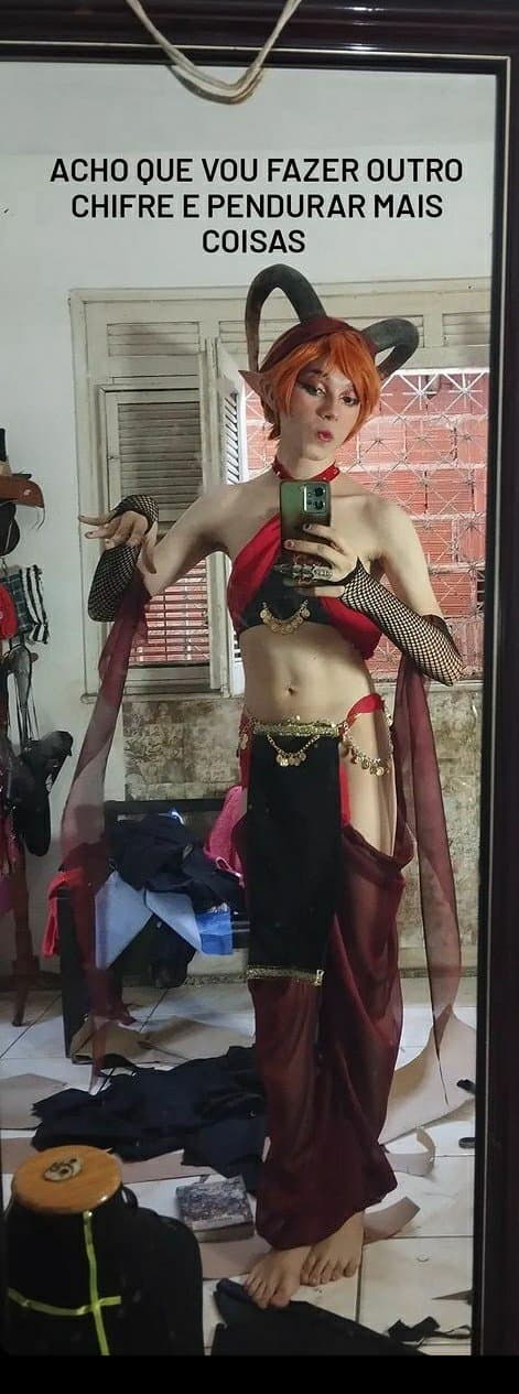 Instagram: Rapha.cos