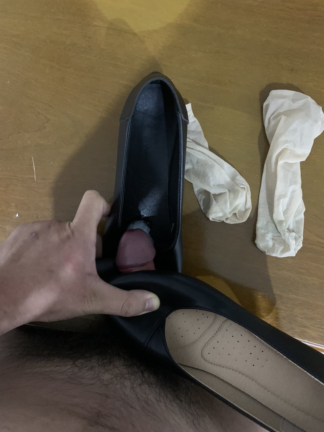 Asian feet / shoes & cum