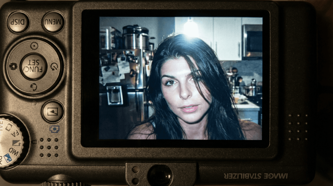 Hot Blondes & Brunette