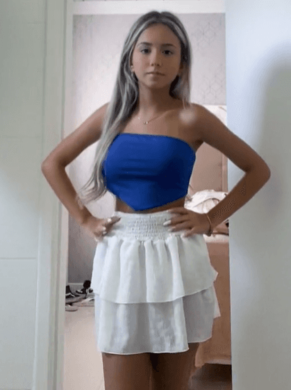 magrinha peituda e gostosa demais - tight teen