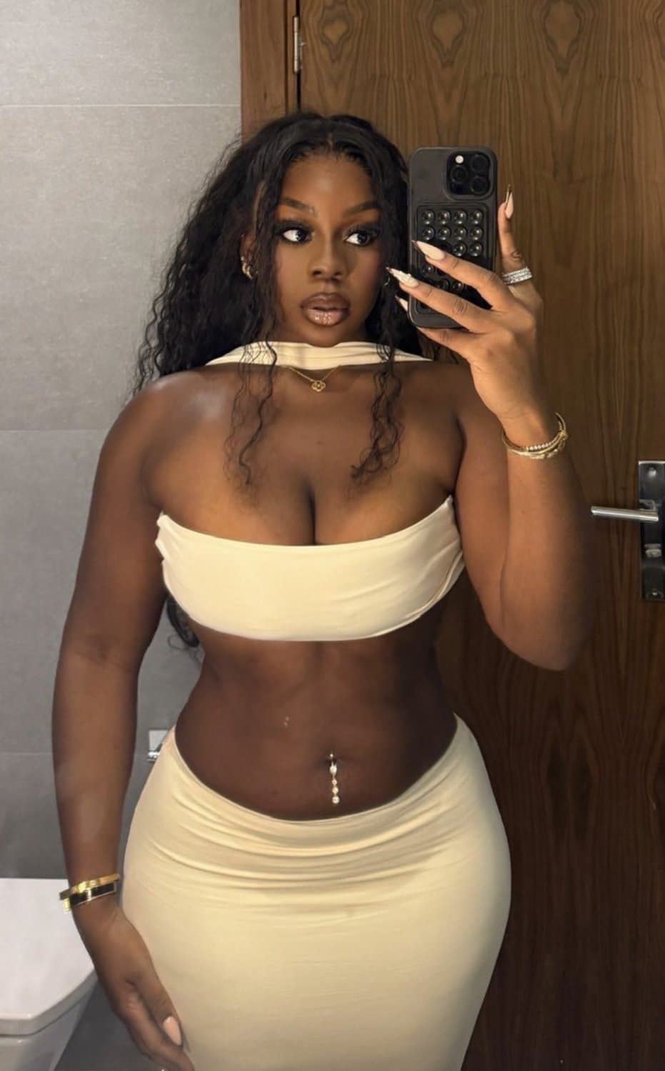 Jasmine Baddest darkskin ebony black baddie need to see her get fucked good