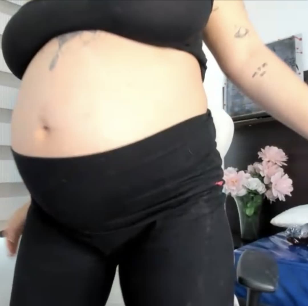 Click to view full size Pregnant Camwhores Pt. 8