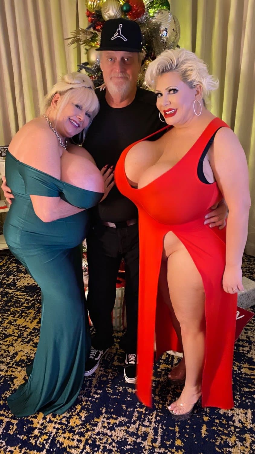 Bimbo Huge Boobs (Claudia)