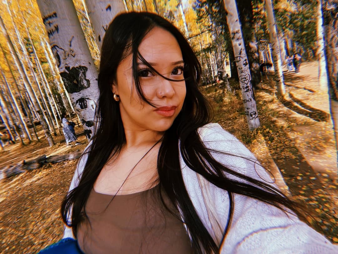 You think bro was happen to share his Latina? He was excited