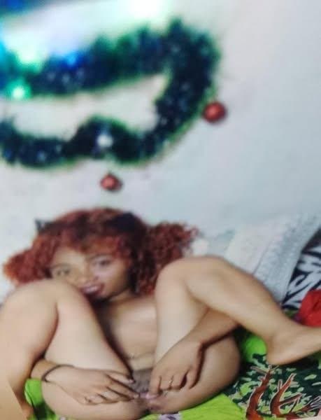 Cute ebony girl tries to hide her face in ome.tv but its to late