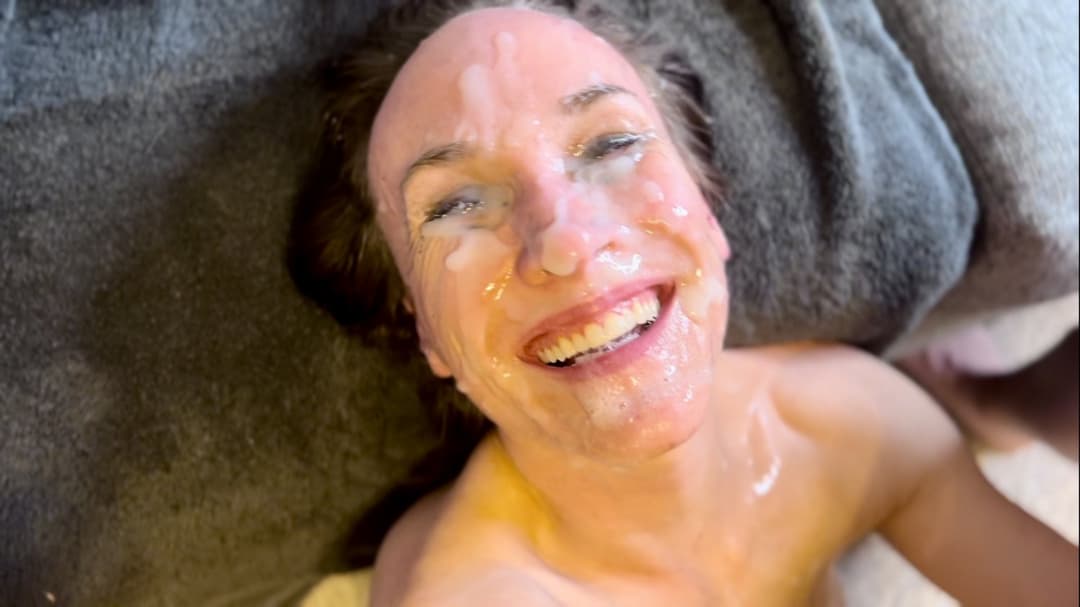amateur bukkake cum dumpster cum slut takes facials from reddit