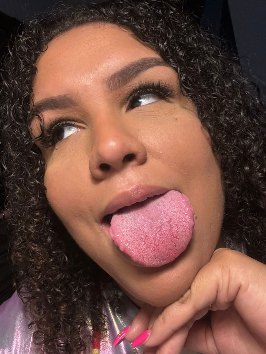 IMG-complete slut wife