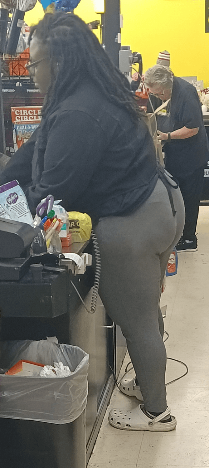 Click to view full size Creep shot with my lil yeaa at dollar general ??