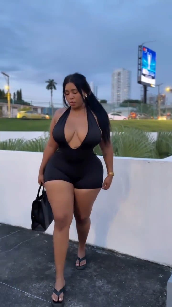 Amazon Big Booty Bit Tits Dominican