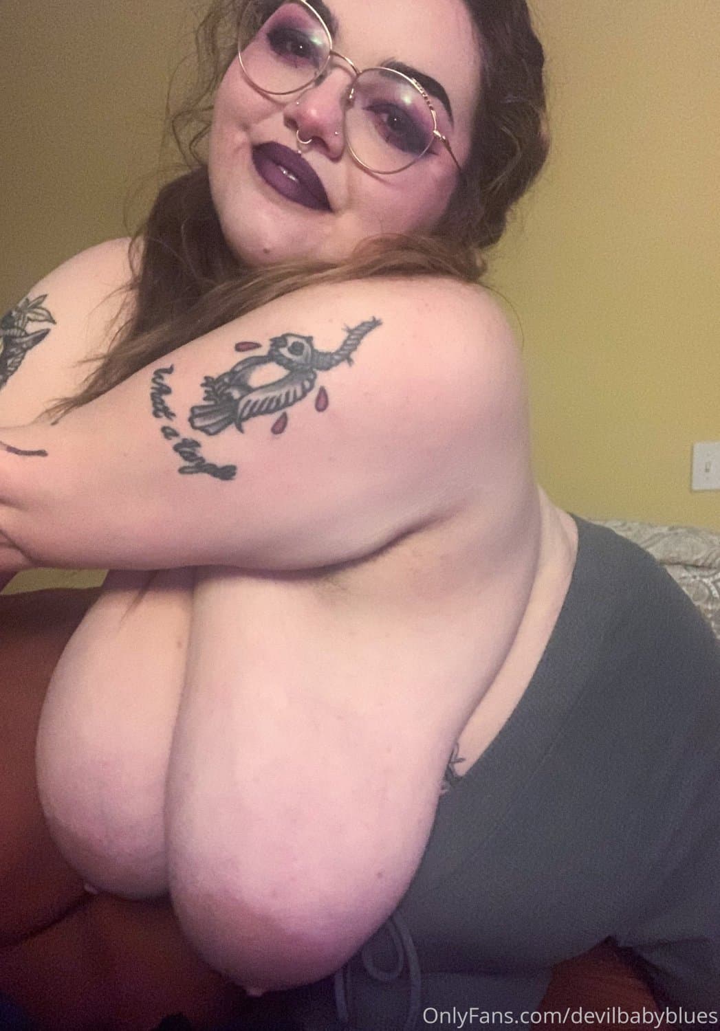 Young, fat SSBBW with big hanging tits