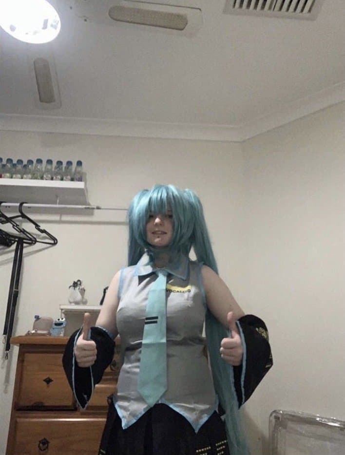 Aussie slut Evelyn Mavin