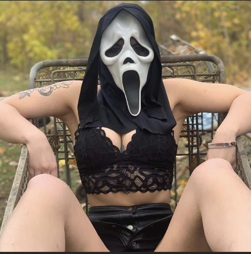 Click to view full size Michigans Brenna before baby