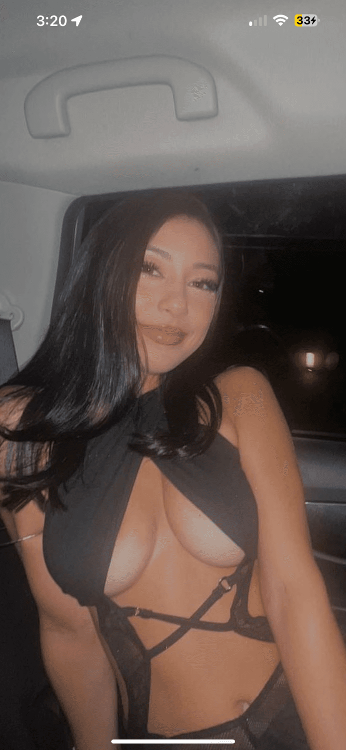 Former Texas state dancer is the prefect 10/10. Huge tits , tight body , fat ass , beautiful face