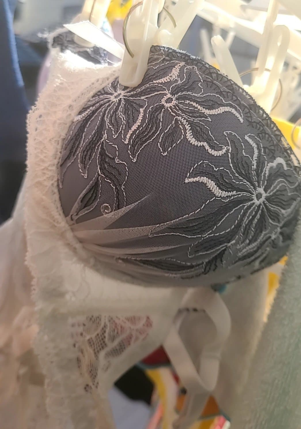 Mom hang her undies haha smell is damn..