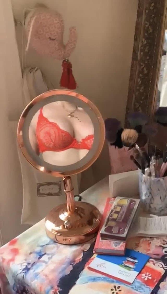 Stupid Slut Maggie wants to make a bet. Her number in pics. Let her know what you think. Dm for info