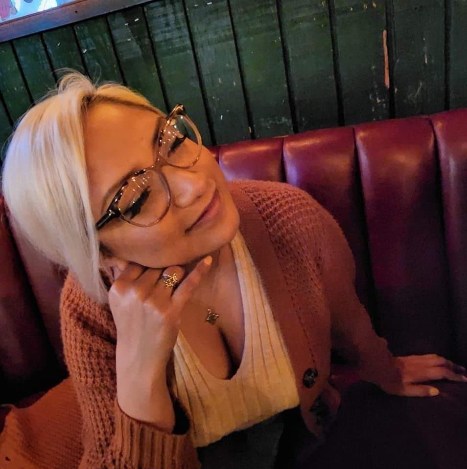 Titty fuck or face fuck ?