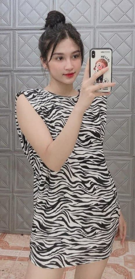 Asian Pretty Toilet Voyeur Hidden Cam  Shitting Masturbation Full