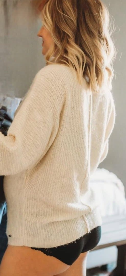 Click to view full size Gorgeous fit wife and mom. Tell me what you think of her.