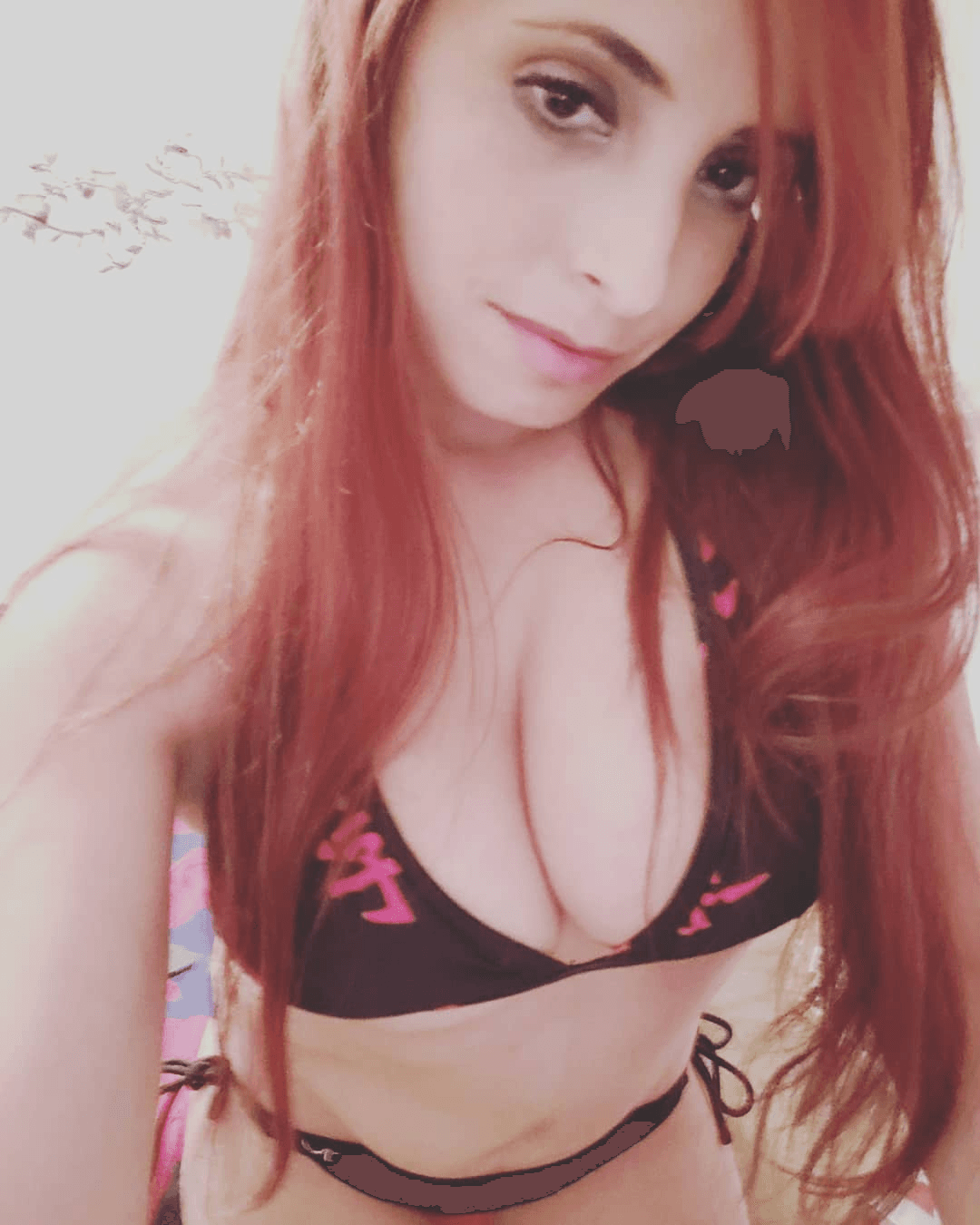 Click to view full size Kik slut raven has her legs and pics spread