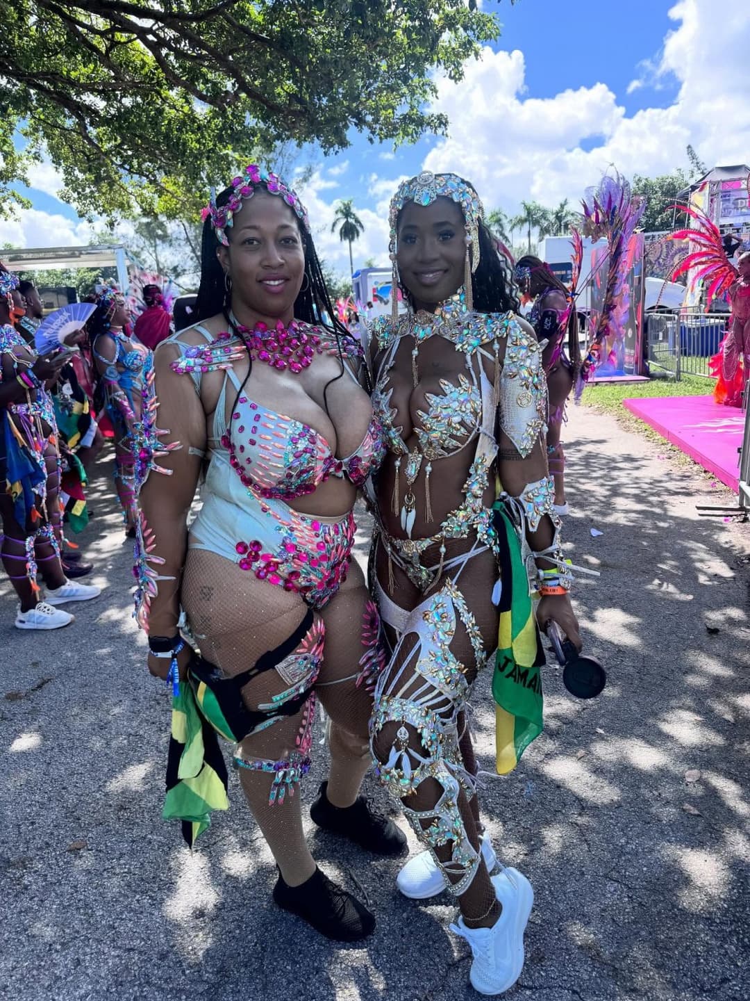 Click to view full size Big Titty Jamaican Girls